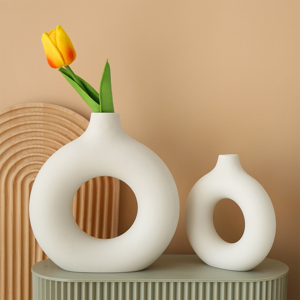 Nordic Hollow Bloom Vase