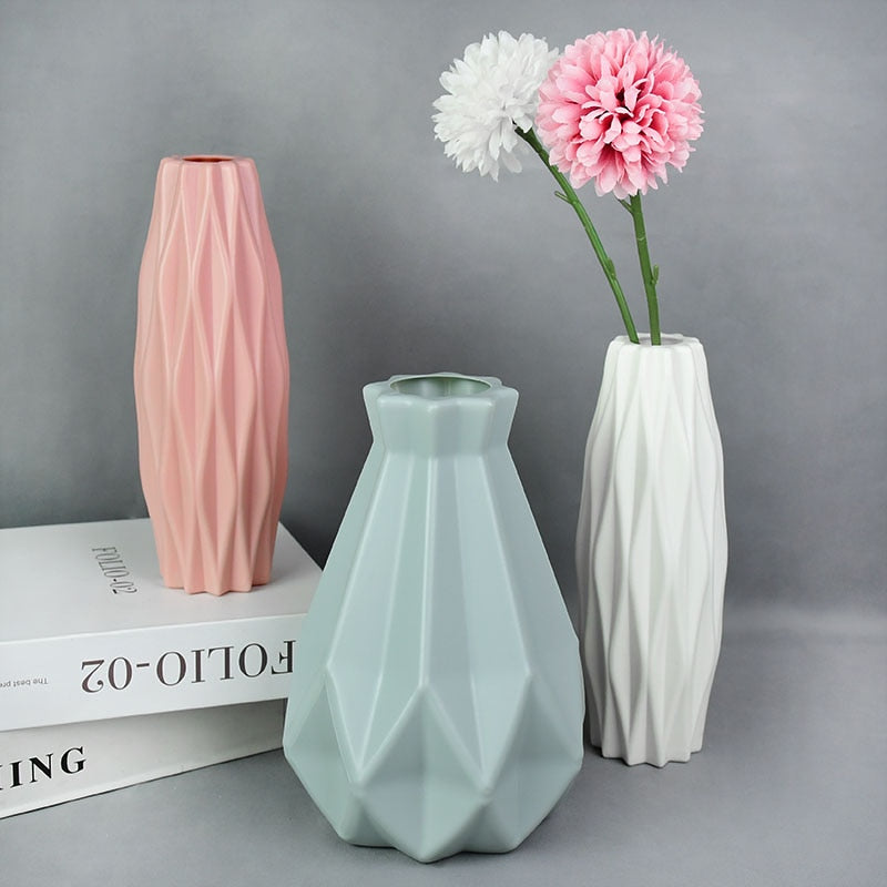 Nordic Bloom Vase